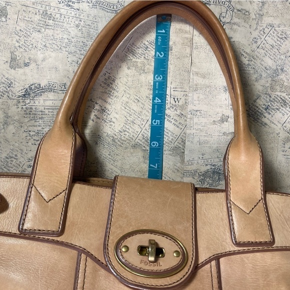 Fossil Reissue Bag Vintage Leather Weekender Satchel Key Charm - Picture 12 of 15